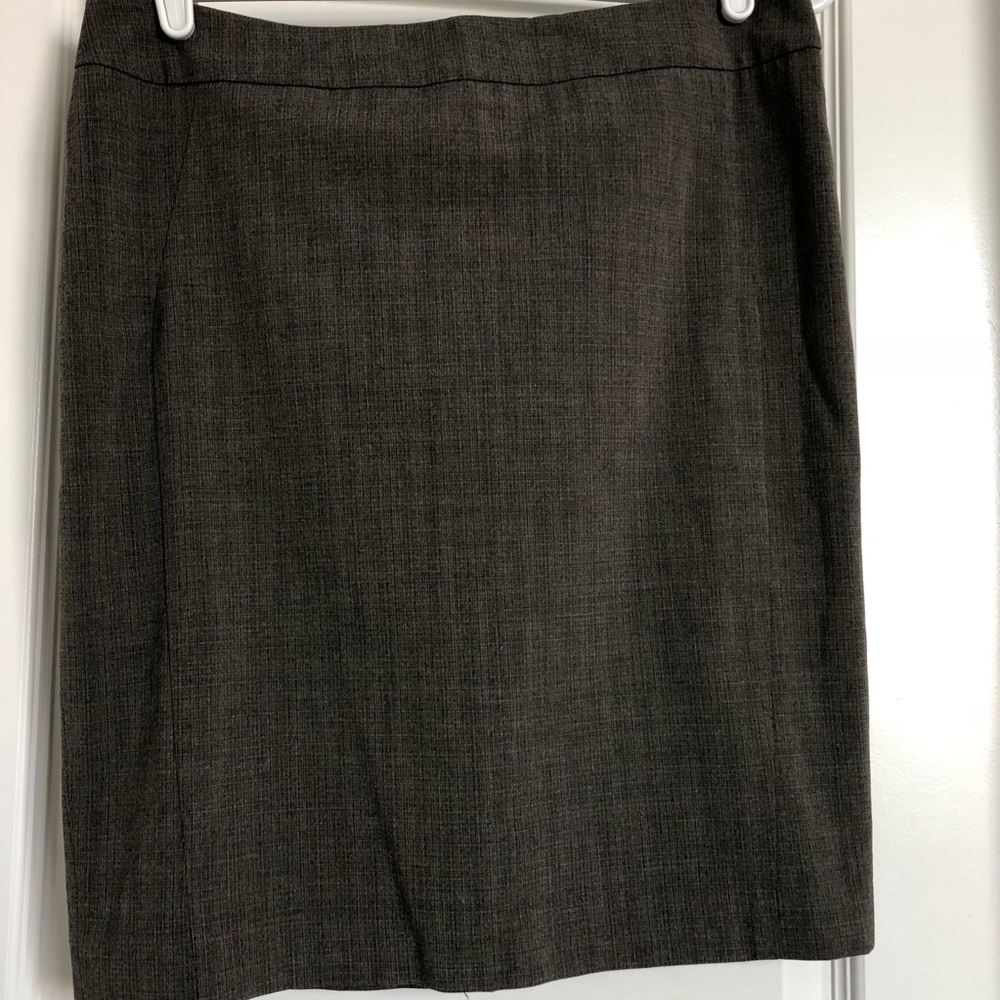 The limited light brown skirt